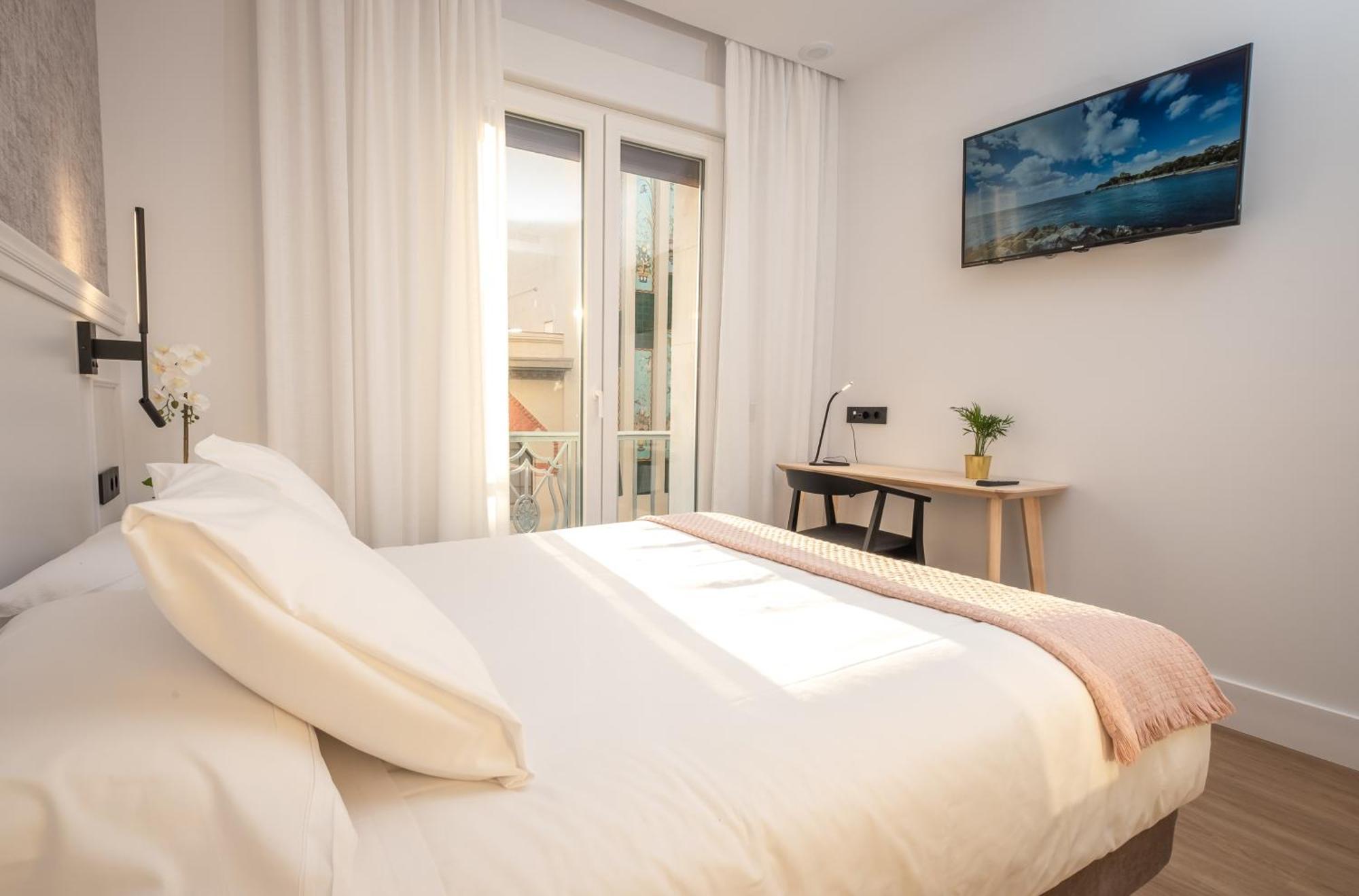 Principe De Vergara Rooms Lujo En El Centro De โลโกรโญ ภายนอก รูปภาพ