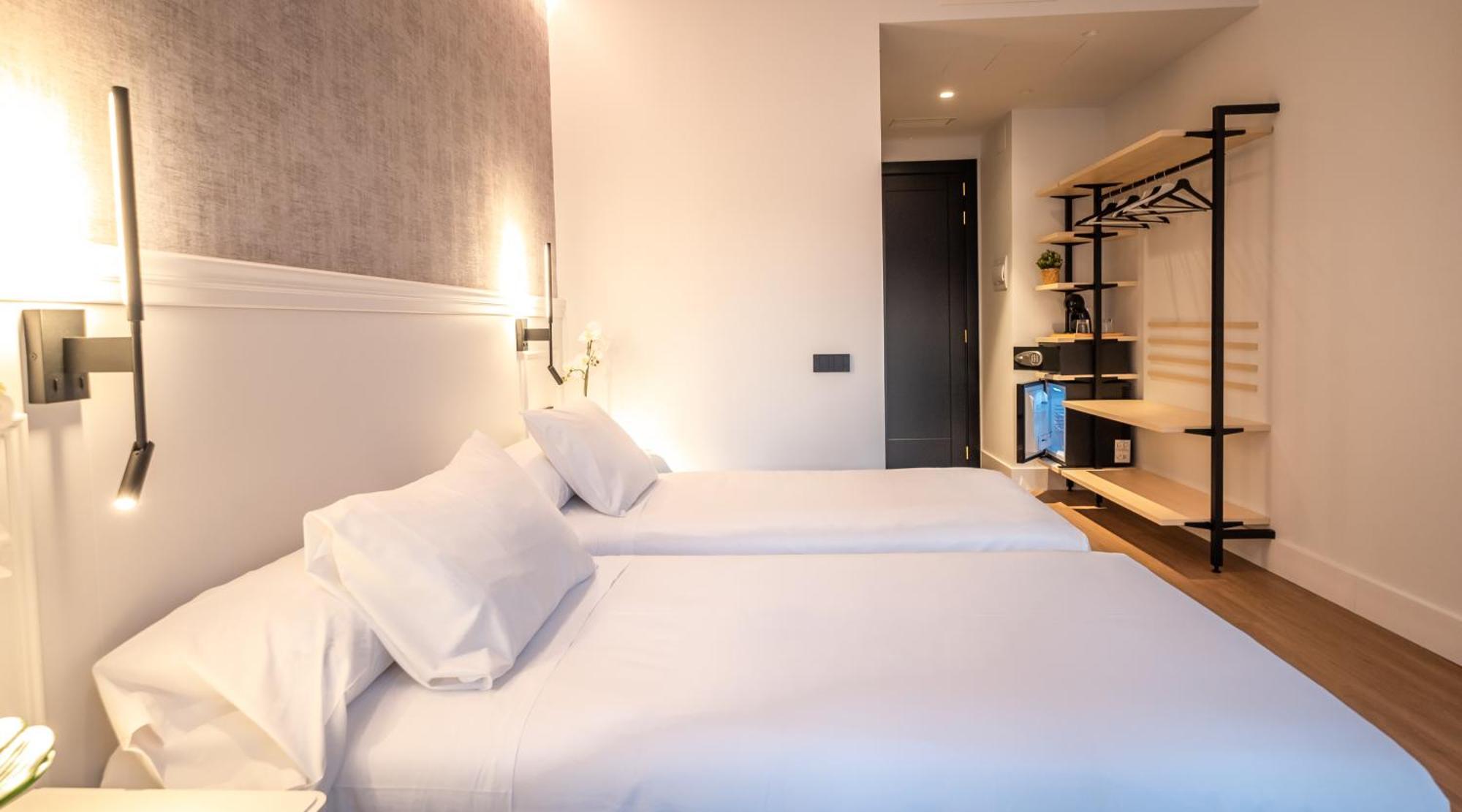 Principe De Vergara Rooms Lujo En El Centro De โลโกรโญ ภายนอก รูปภาพ